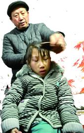 孩子，我們都是你的腿