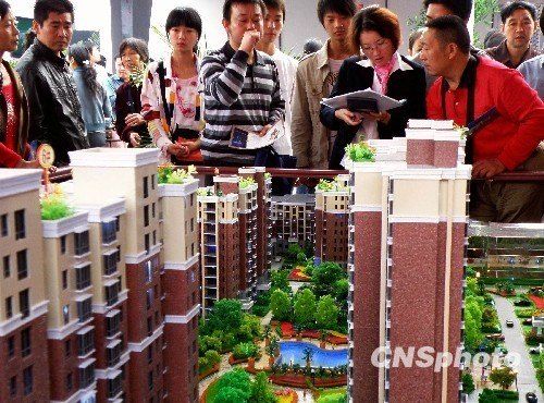 2012年12月份，70個大中城市中，新房房價上漲城市有54個。專家稱，房價已基本無下降空間