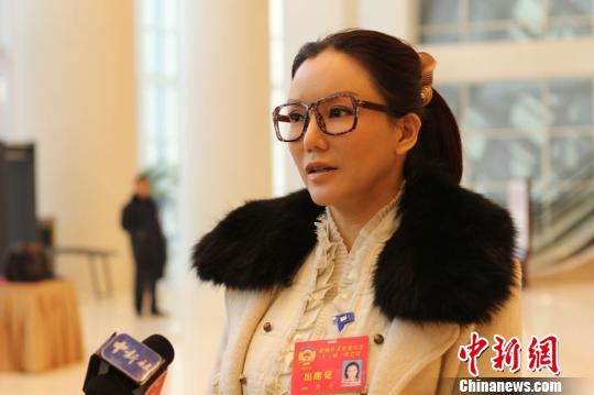 彭丹接受中新社記者專(zhuān)訪(fǎng)。