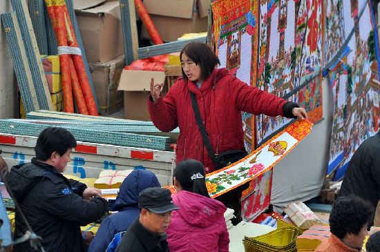 過大年趕大集 李村集場面火爆年味濃