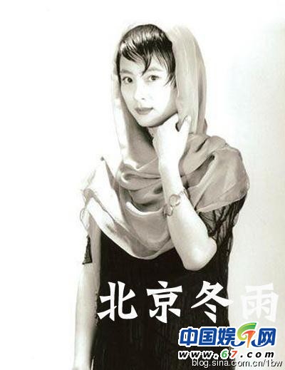 50歲李玲玉青澀照曝光 西游記玉兔精嫁洋老公曾起沖突