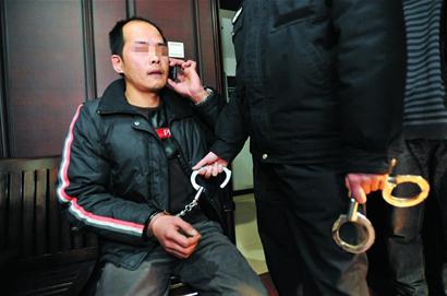 市南法院昨天集中執(zhí)行 11名老賴(lài)拒不還錢(qián)被拘留15天