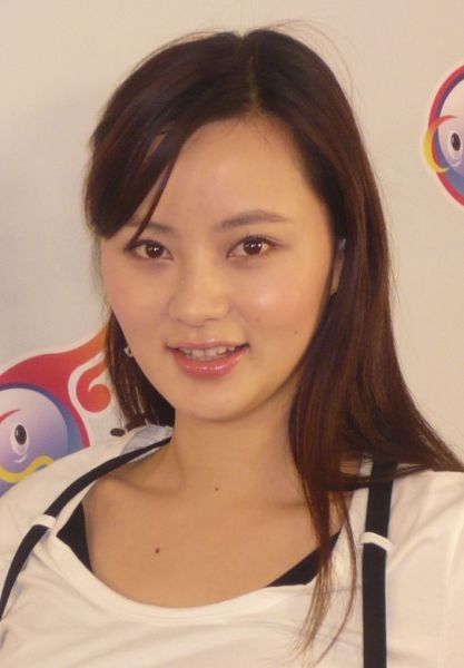 趙本山旗下的美女誰吸金最多？