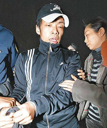 揭秘臺(tái)灣藝人的生存實(shí)況：被潛、被虐、被賣肉！