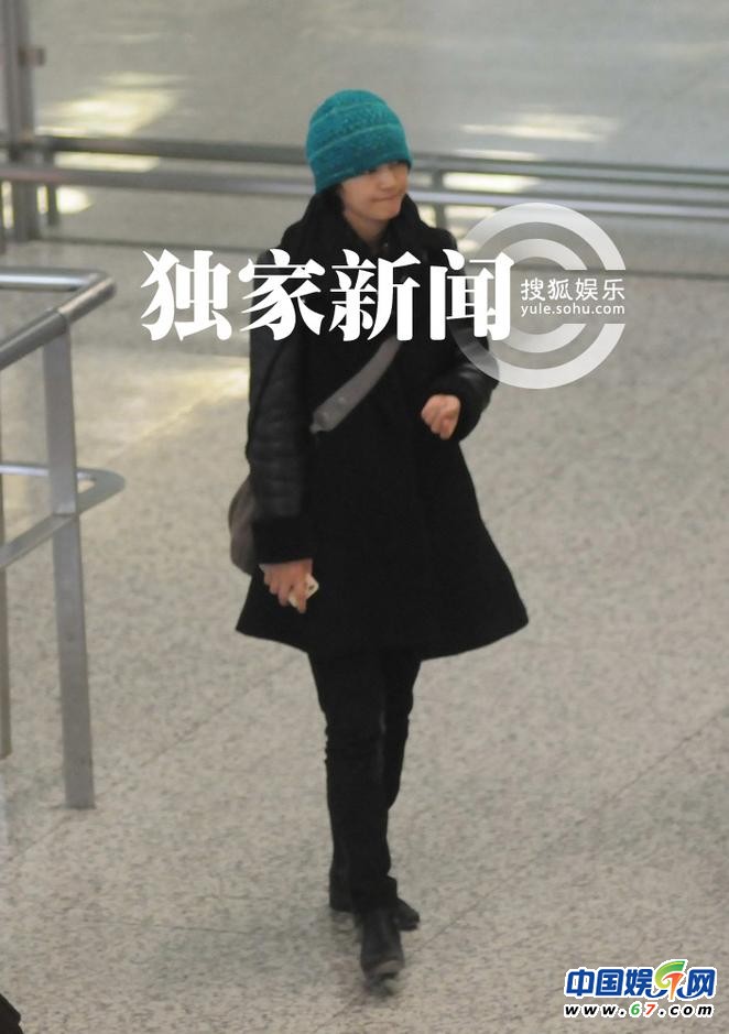 近期女星街拍特輯：楊冪似懷孕 趙薇慘輸金喜善