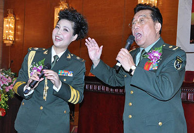 圖揭明星悲喜“師生戀” 李雙與愛妻江夢(mèng)鴿相差27歲！