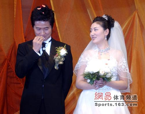 盤點(diǎn)那些情迷空姐的體育明星