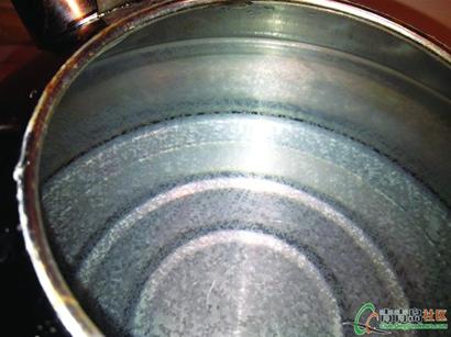 200項(xiàng)檢測(cè)把關(guān)自來(lái)水 兩大水庫(kù)原水總氮超標(biāo)