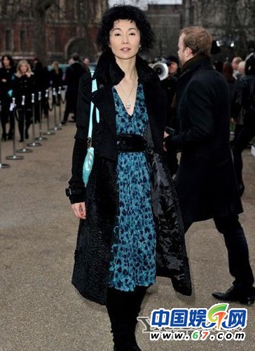 王菲那英鞏俐 天后級(jí)女星穿衣減齡大法