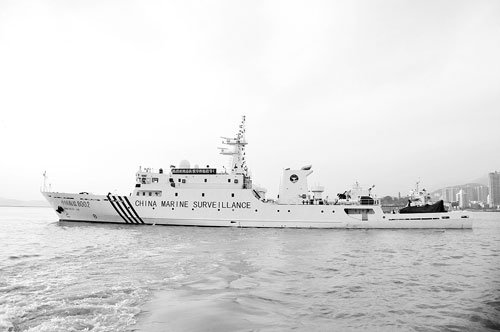 資料圖：新入列的“中國海監(jiān)8002”船。