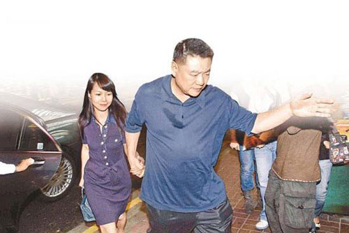 揭香港風流大亨風月事 置豪宅花上億睡女星