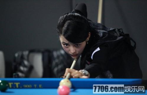 九球天后潘曉婷胸部壓球犯規(guī)惜敗 賽場風(fēng)采猶在