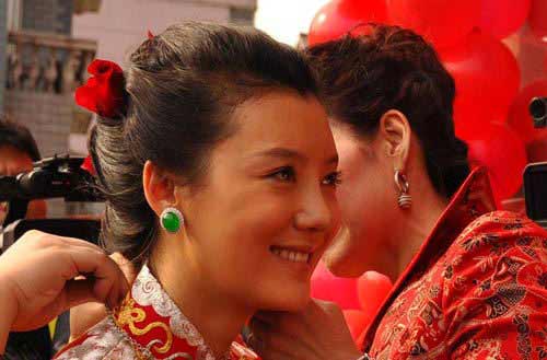 揭被踢出豪門(mén)女星現(xiàn)狀 車(chē)曉離婚后打拼事業(yè)