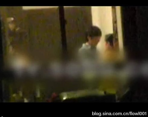 揭疑似有染有夫之婦10大男星 王大治最高調(diào)伍茲搭名妓