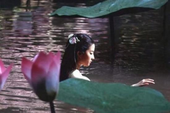  韓版《甄嬛傳》裸露尺度惹爭(zhēng)議 女星大尺度裸戲PK