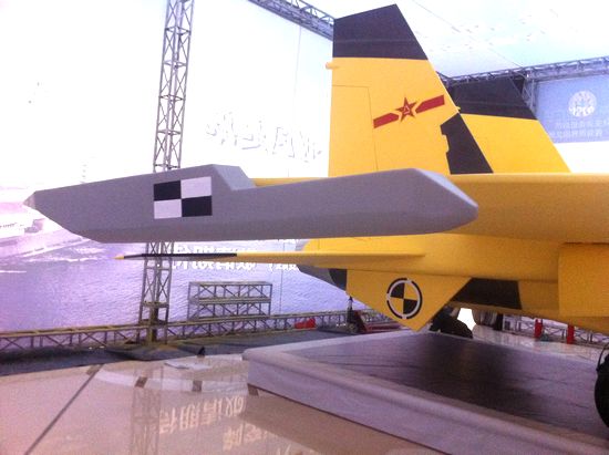 實(shí)拍航母艦載機(jī)模型 尺寸相同高度仿真 實(shí)拍航母艦載機(jī)模型 尺寸相同高度仿真