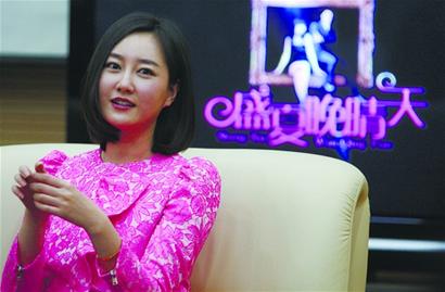 盛夏晚晴天青島女演員揭幕后:楊冪總貼劉愷威 盛夏晚晴天青島女演員揭幕后:楊冪總貼劉愷威