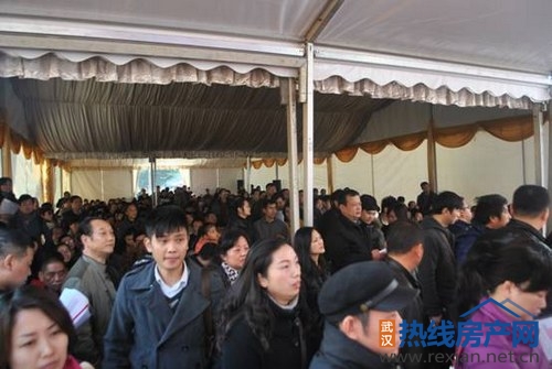 頂琇國(guó)際公館