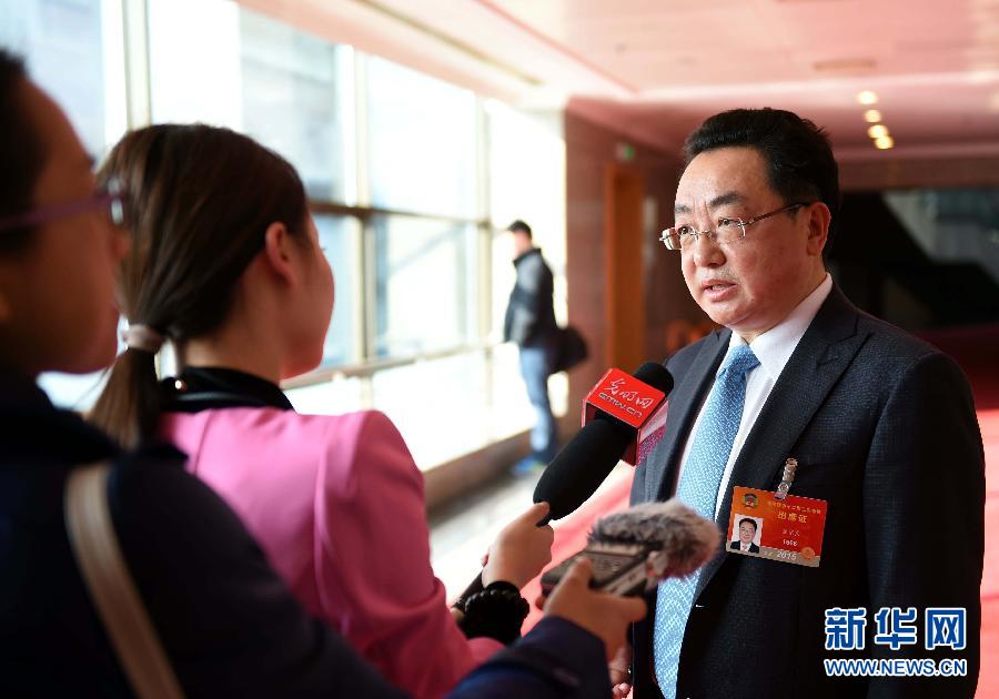 （兩會·新華全媒頭條）（6）政協(xié)委員焦家良的一天