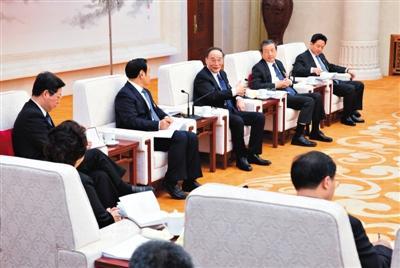 王岐山談山西發(fā)生塌方式腐敗案:代價(jià)不能白付